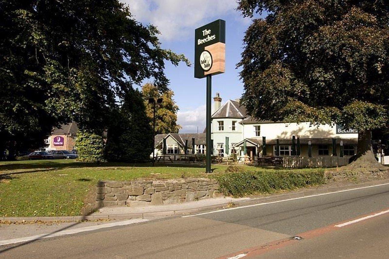 Premier Inn Wrexham North Esterno foto