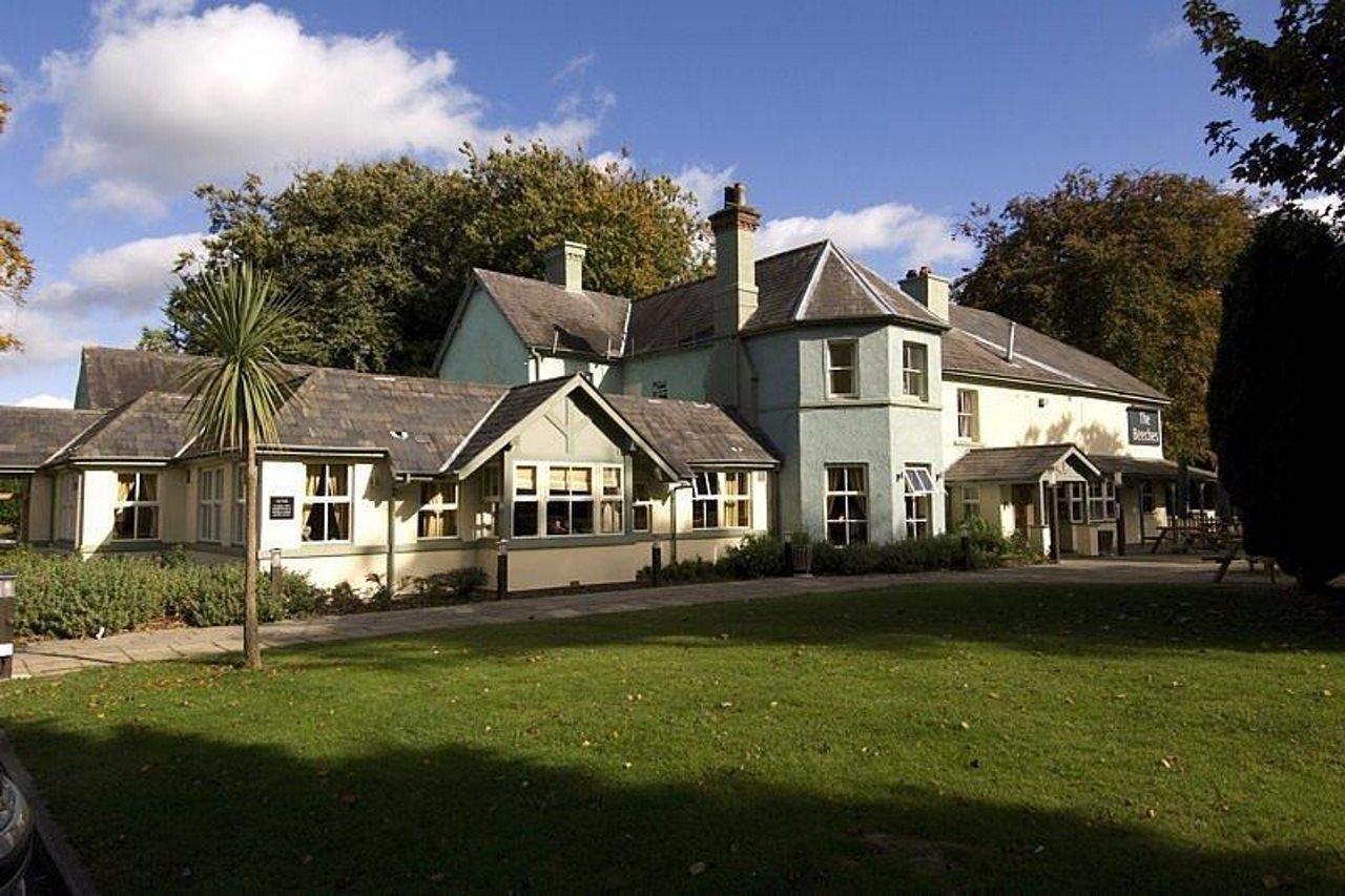 Premier Inn Wrexham North Esterno foto
